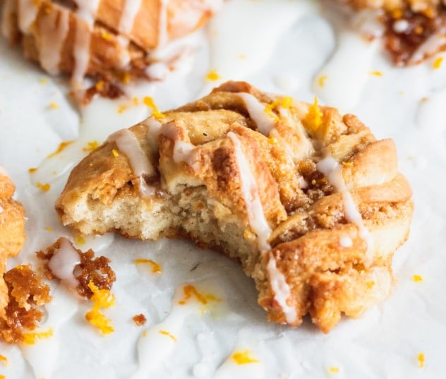 Kanelsnurrer med Marcipan Remonce og Appelsin