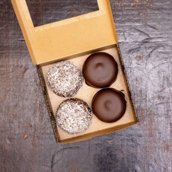 Anker Chokolade – 4 Klassiske Flødeboller | Håndlavet Luksus åben æske